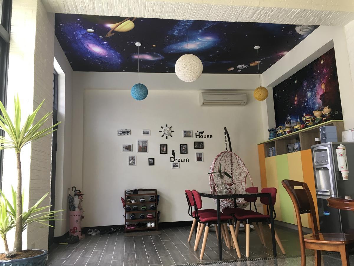 Starry Sky Inn Ťin-chua Exteriér fotografie